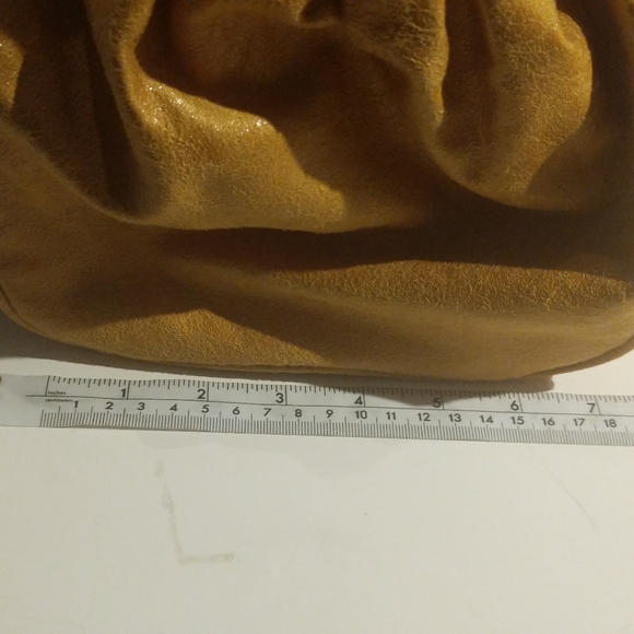 Matt & Nat gold bowling ball shoulder bag - Picture 10 of 10